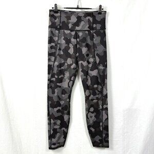 Athleta Leggings Womens Sz S Lightning 7/8 Tight Camo Athletic Side Pockets Yoga